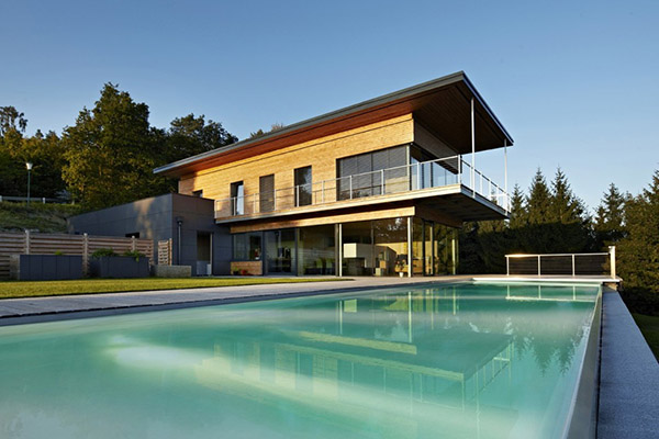 madera-contralaminada-casa-piscina
